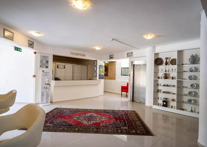 Ayapam Hotel